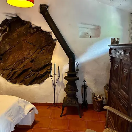 Couette-café Romantic With En Bathroom For Private Use 3*