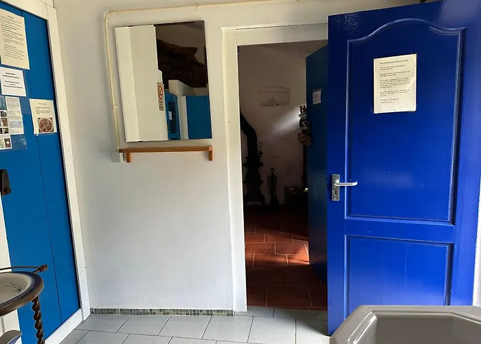 Romantic With En Bathroom For Private Use 3*