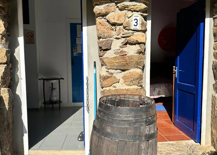 فندق مبيت وإفطار Romantic With En Bathroom For Private Use فيغيرو دو فينوس